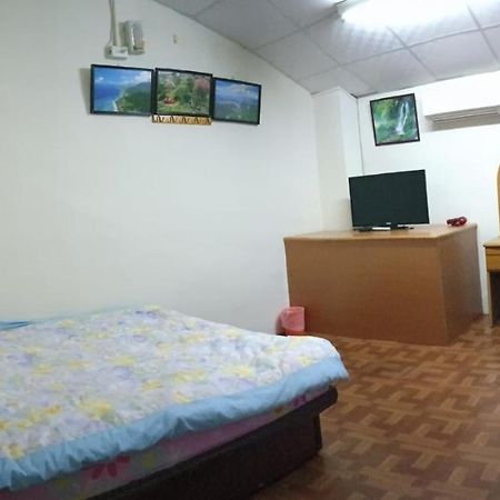 Good Day B&B Fenglin Extérieur photo